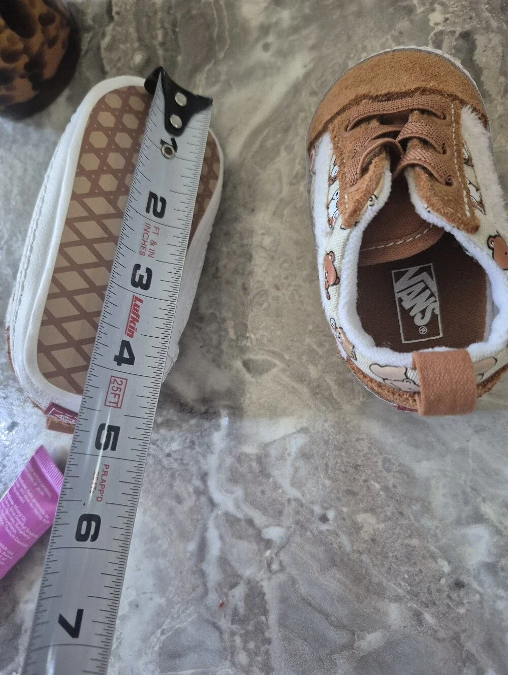 Vans Old Skool Unisex Baby Sneakers Teddy Bear Size 3 - 6 Months